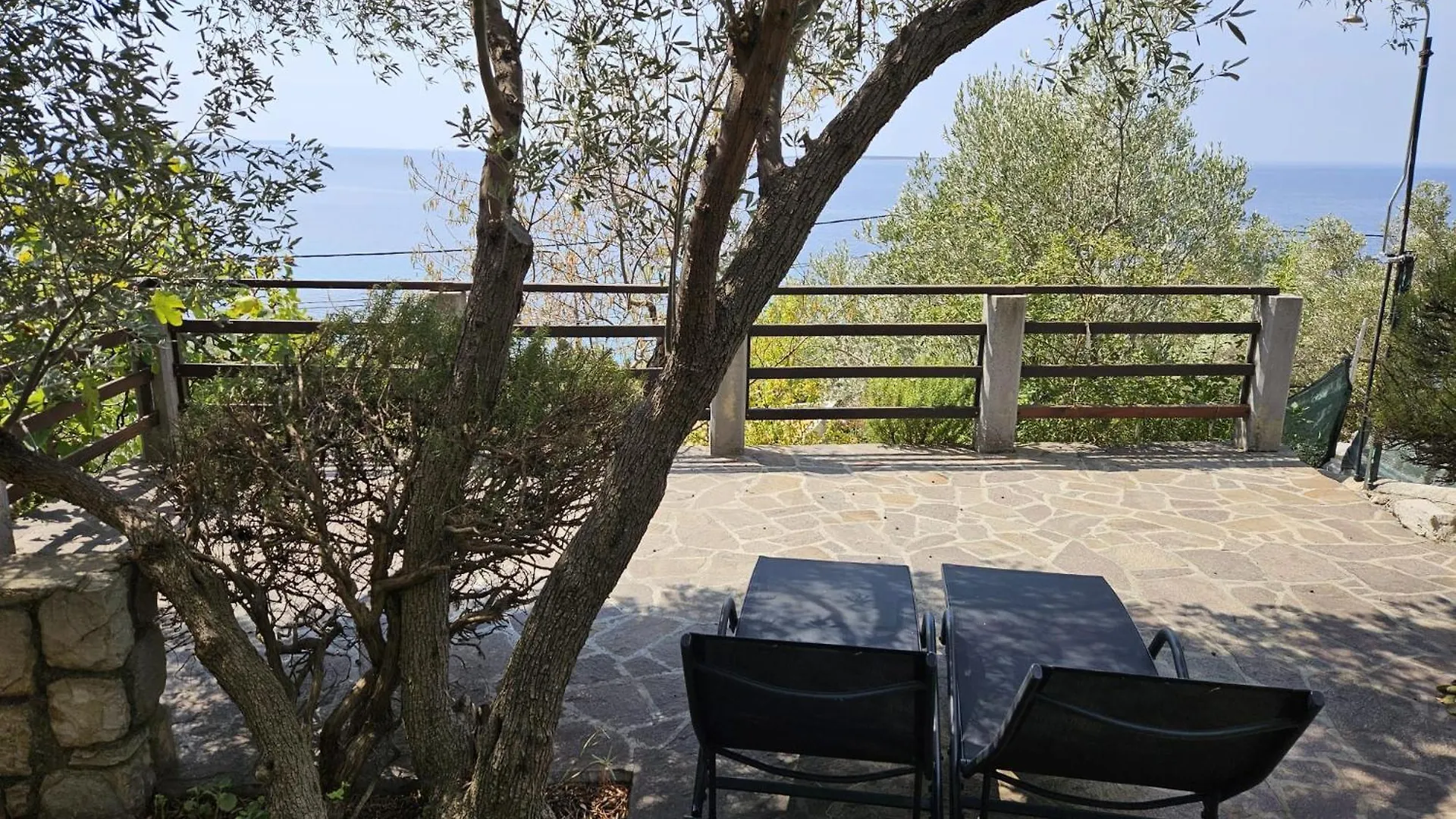 Azure Horizon Villa Miholascica